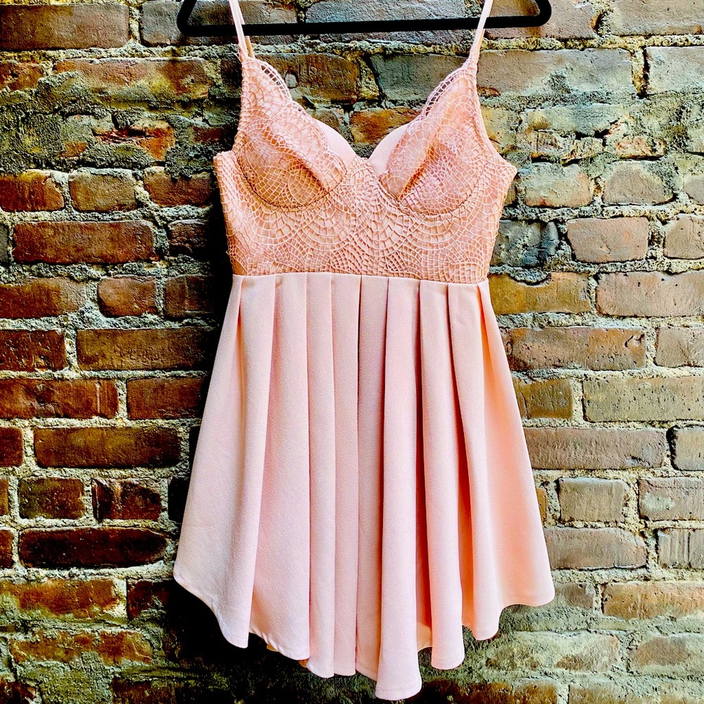 Beautiful Rose Romper 🌸